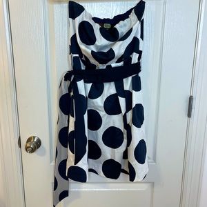 Navy polka dot dress!
